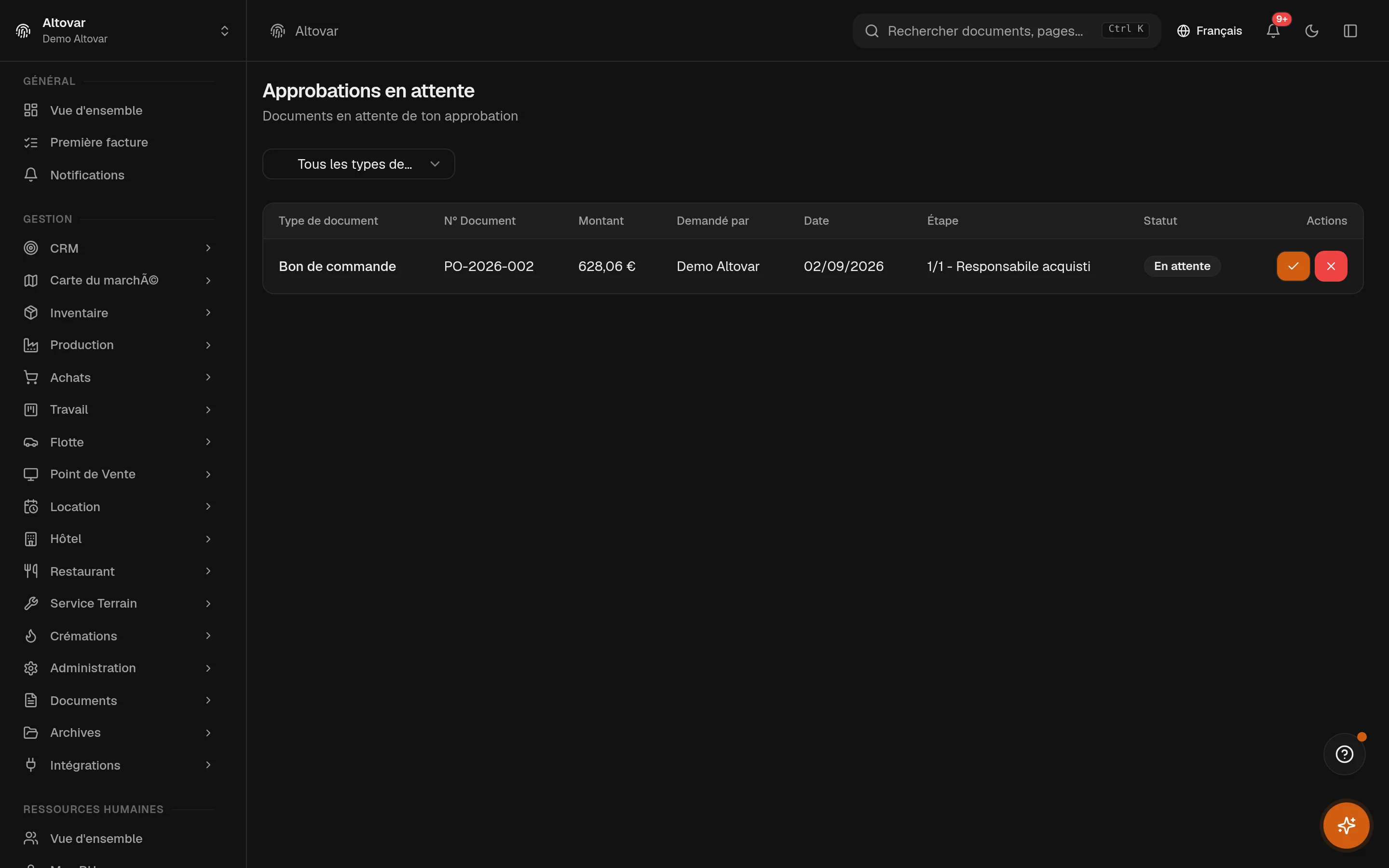 La liste des validations en attente d'Equinox : un bon de commande d'une entreprise démo attendant à son étape avec montant, demandeur et date.