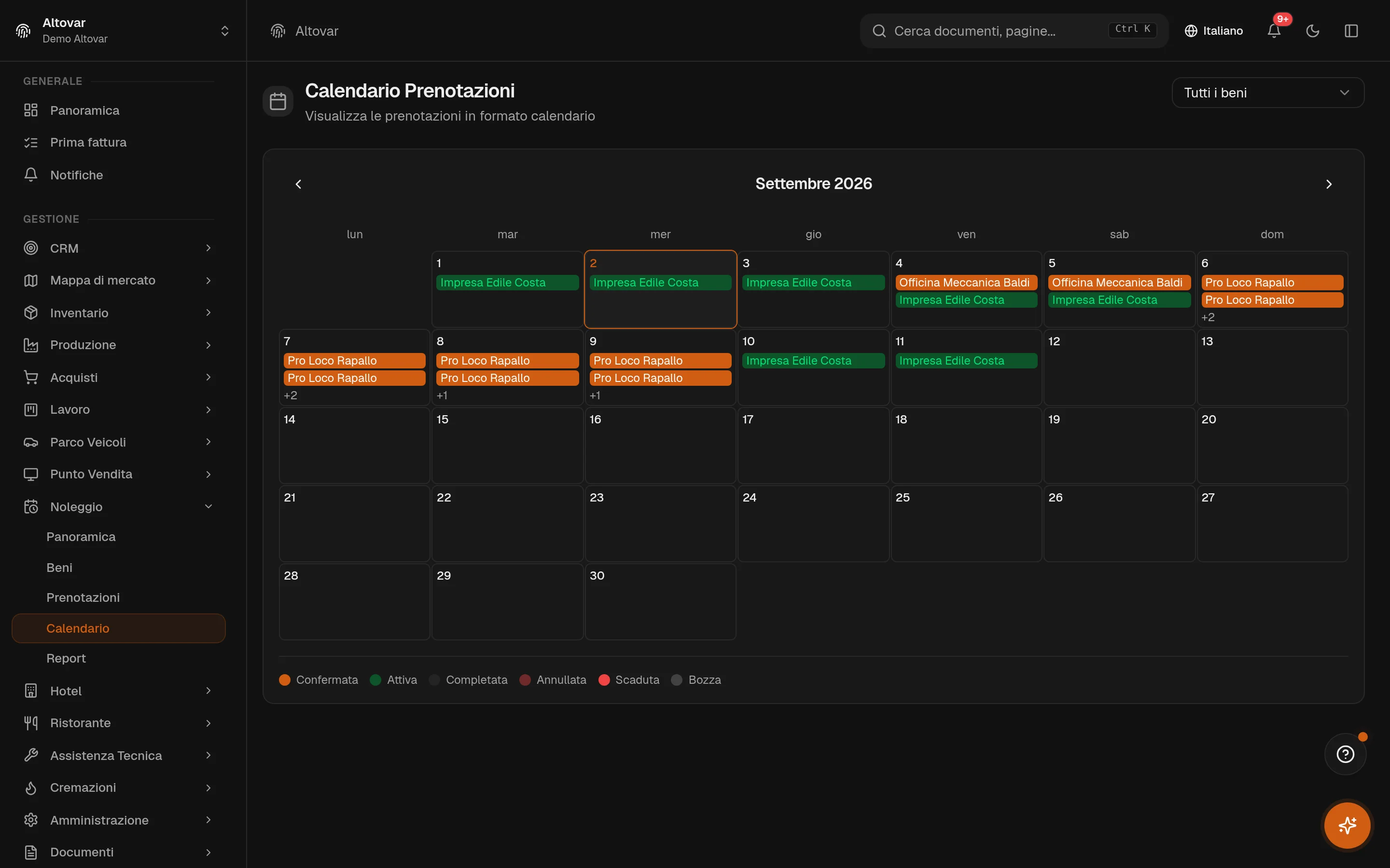Il calendario noleggi di Equinox: una griglia mensile con le prenotazioni di un’azienda demo disegnate sui loro giorni per stato.