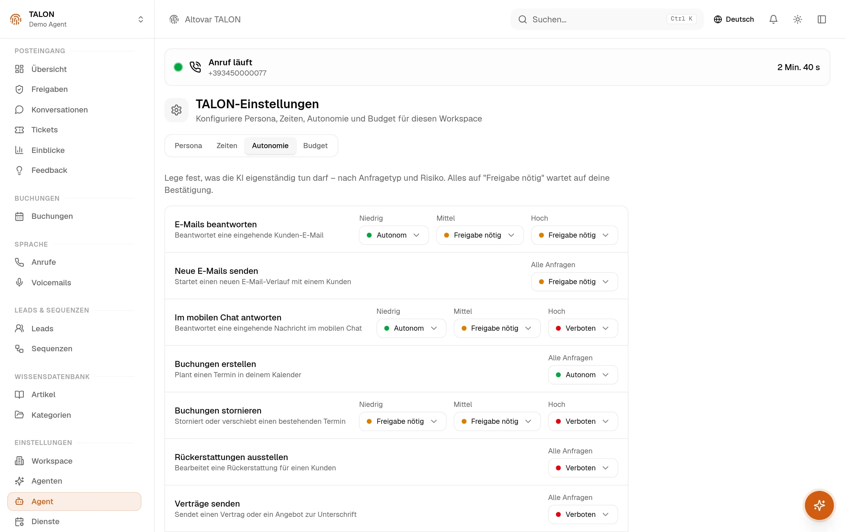 Die Autonomie-Matrix in den TALON-Einstellungen: Zeilen für E-Mails beantworten, neue E-Mails senden, im mobilen Chat antworten, Buchungen anlegen und Buchungen stornieren, jede mit einer Vorgabe — autonom, Freigabe nötig oder verboten — pro Stufe der Tragweite.