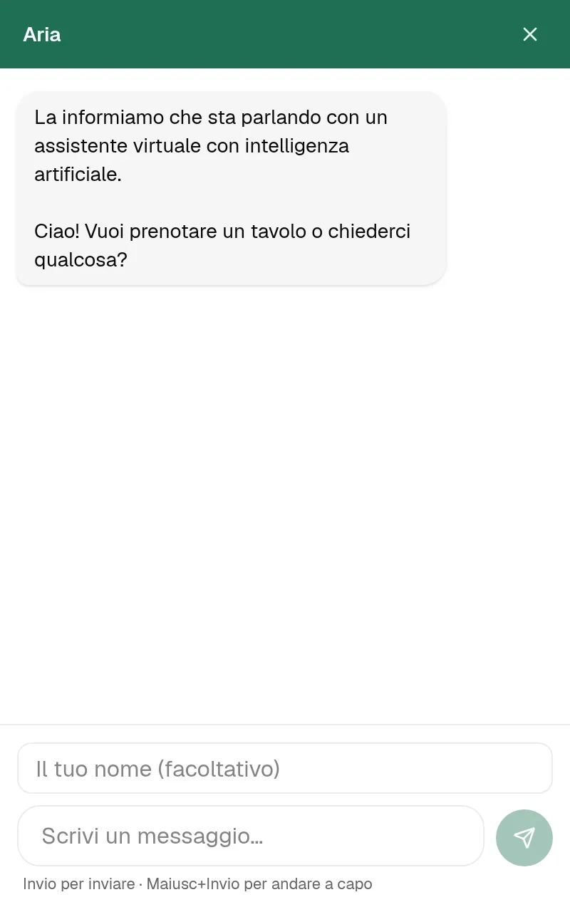 Il widget chat di TALON, aperto, nel colore del marchio dello spazio demo: l’intestazione «Assistente», la disclosure AI obbligatoria, il messaggio di benvenuto e la casella per scrivere.